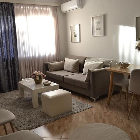 Aria Apartment Berat Bagian luar foto
