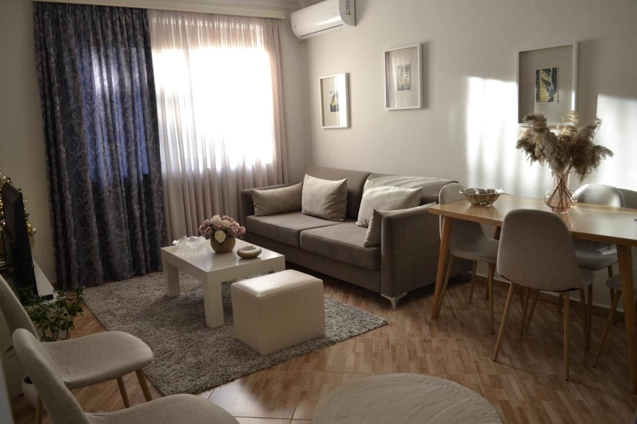 Aria Apartment Berat Bagian luar foto